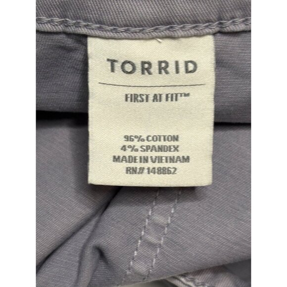 Torrid Womens Size 24 Gray Button Fly Shorts Pockets High Rise Stretch New - Picture 5 of 6
